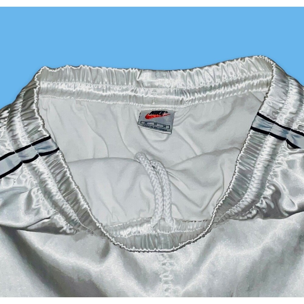 Vintage Nike America Soccer Shorts White Satin Shiny Nylon 90s Medium M - Picture 10 of 12